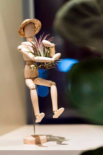 Как правильно одевать куклу