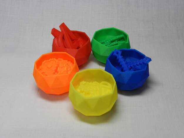 Этапы лепки кувшина