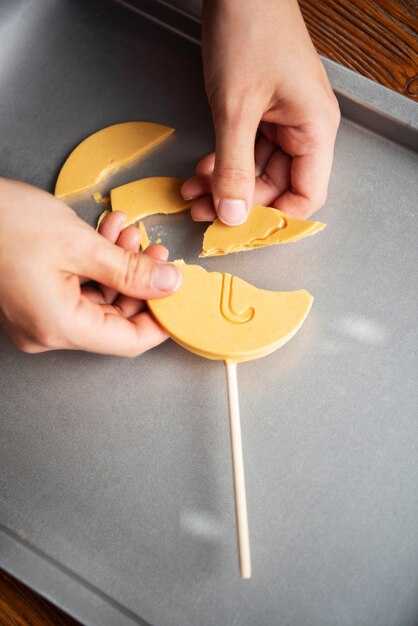 Подготовка материалов для лепки