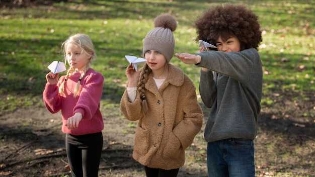 Садовые игры с мячом: какие варианты самые увлекательные?